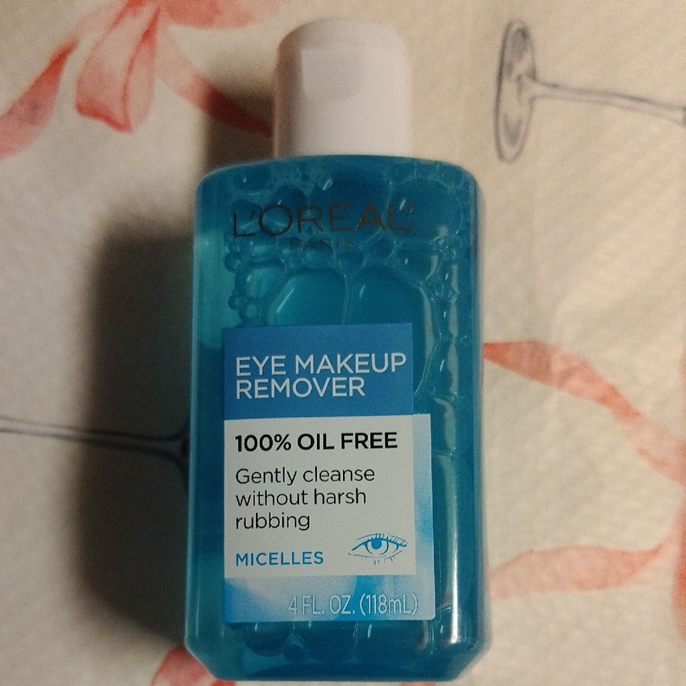 L'Oreal Oil-Free Blue Makeup Remover